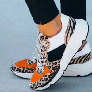 Oasis Society California Leopard Print Women's Sneakers